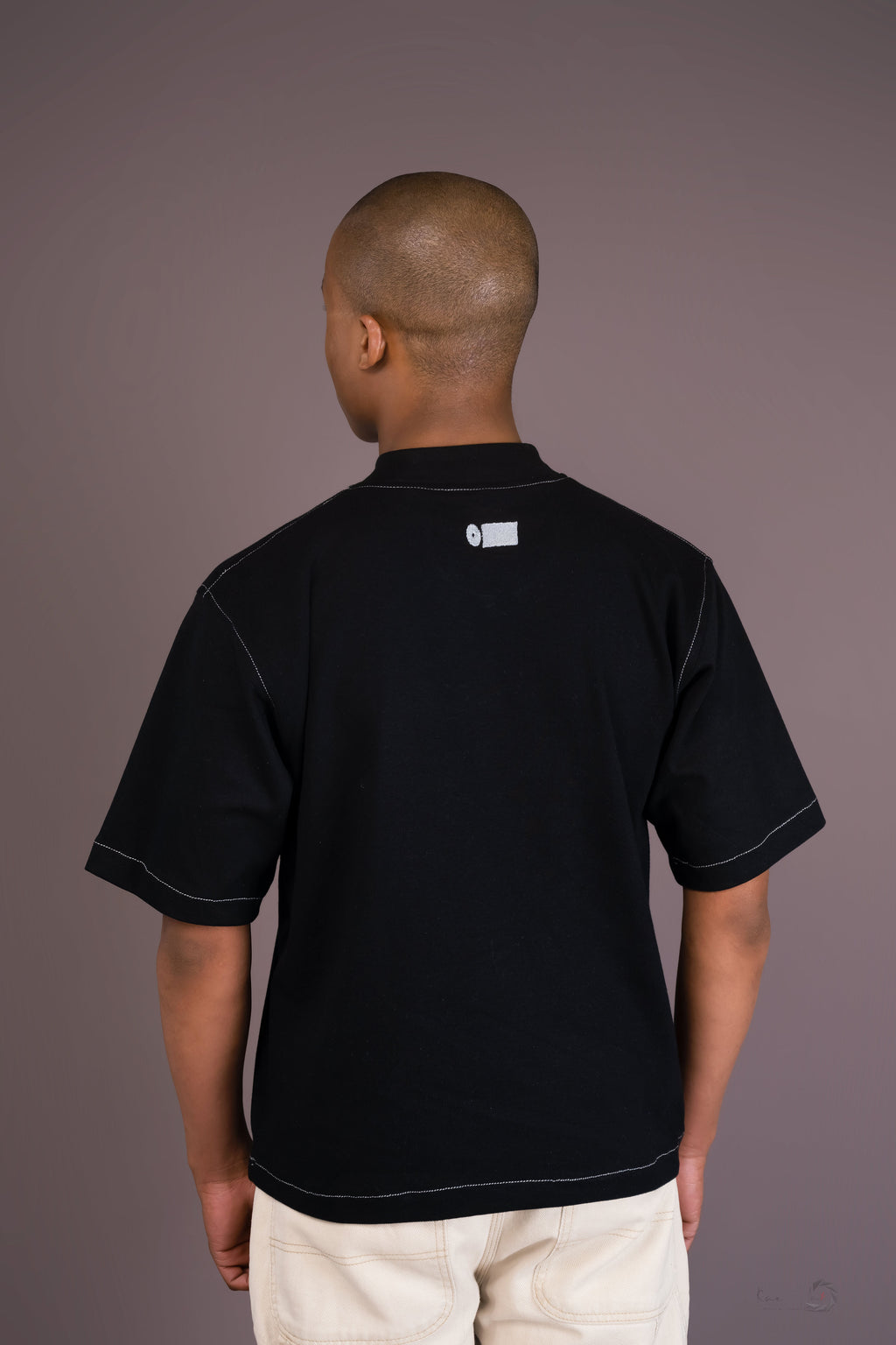BOXY OVERSIZED T-SHIRT